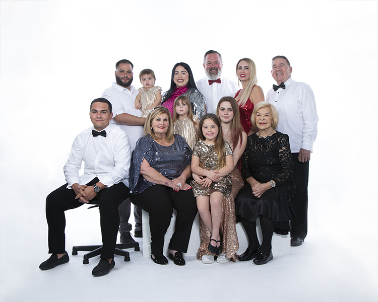 Denise Comas FG 16 1 - Family Portraits